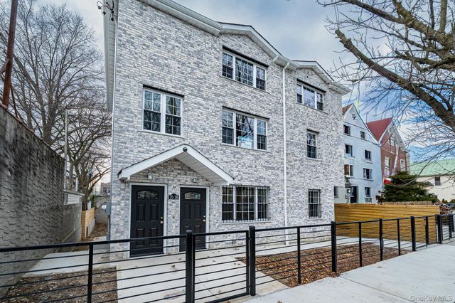 7036 70th Street, Glendale, NY 11385