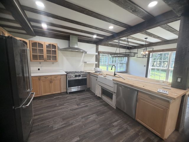 1137 Linwood Rd, Watertown, TN 37184