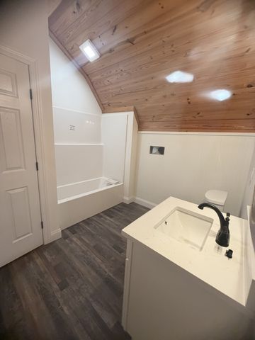 1137 Linwood Rd, Watertown, TN 37184