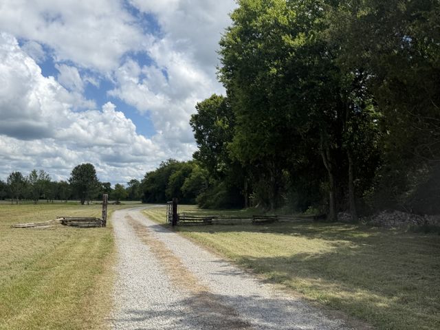 1137 Linwood Rd, Watertown, TN 37184