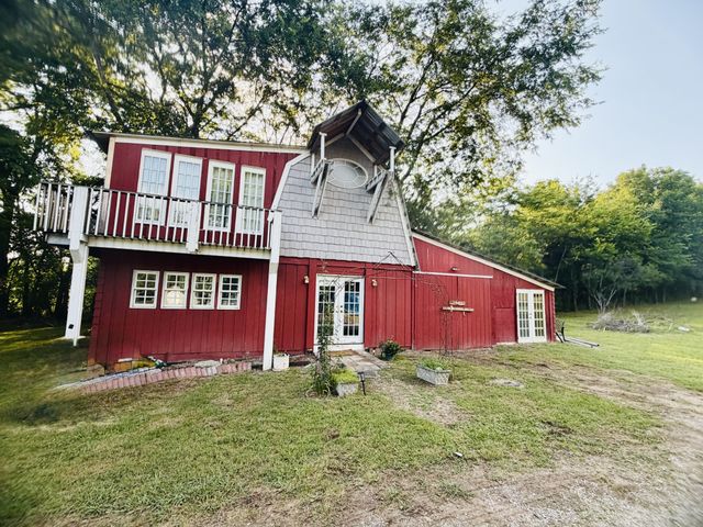 1137 Linwood Rd, Watertown, TN 37184