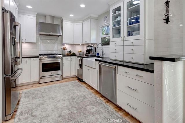 683 Vista Bonita, Newport Beach, CA 92660
