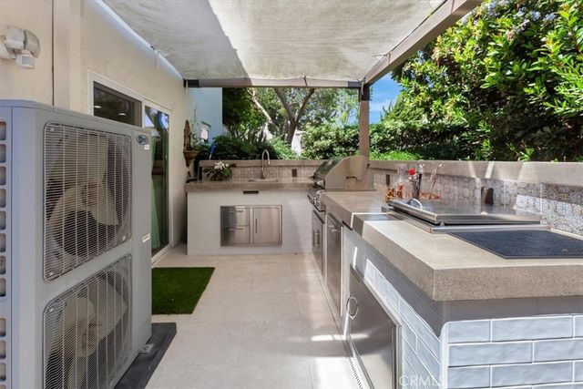 683 Vista Bonita, Newport Beach, CA 92660