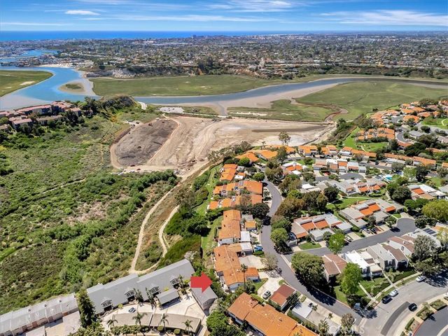 683 Vista Bonita, Newport Beach, CA 92660