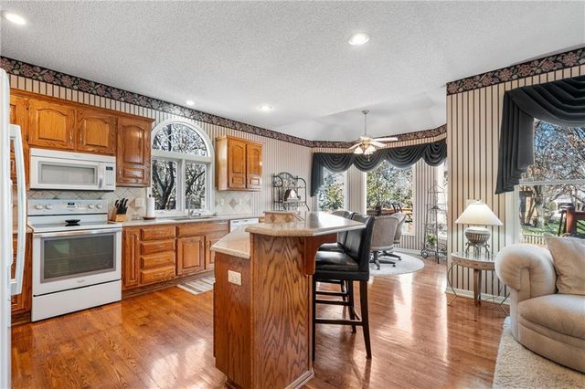 13029 Bond Street, Overland Park, KS 66213