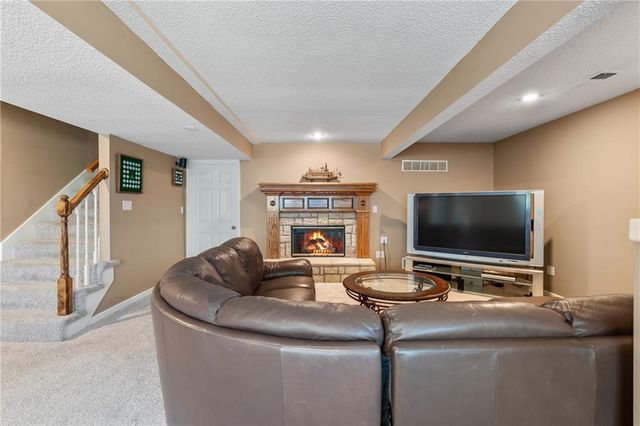 13029 Bond Street, Overland Park, KS 66213