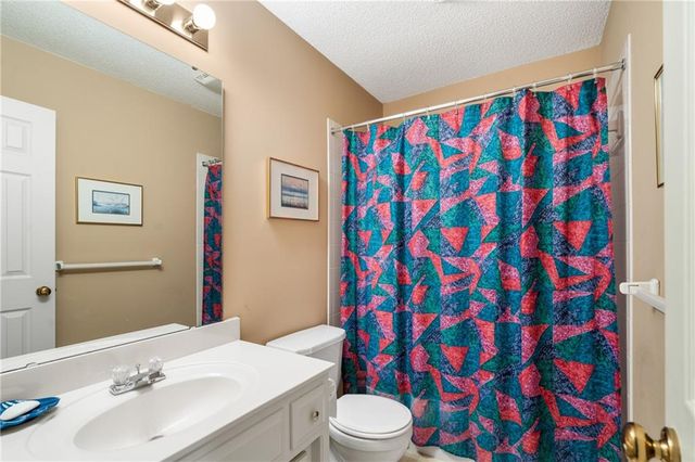 13029 Bond Street, Overland Park, KS 66213