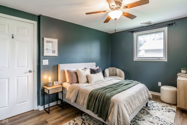638 Karen Drive, Zionsville, IN 46077