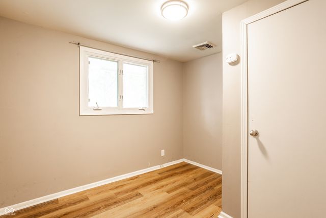 638 Karen Drive, Zionsville, IN 46077