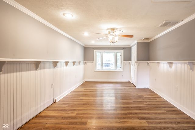 638 Karen Drive, Zionsville, IN 46077