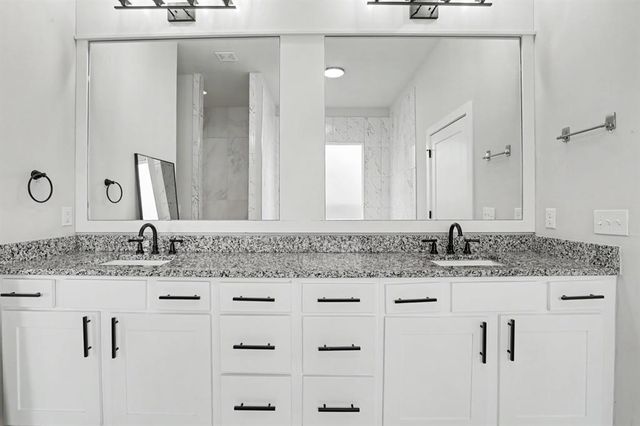 16741 Little Leaf Lane, Edmond, OK 73012