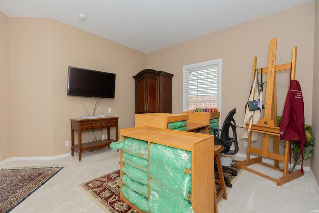 12902 Avalon Drive, Evansville, IN 47725