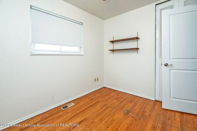 4909 Conners Avenue, Lansing, MI 48911