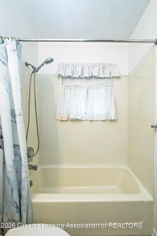 4909 Conners Avenue, Lansing, MI 48911