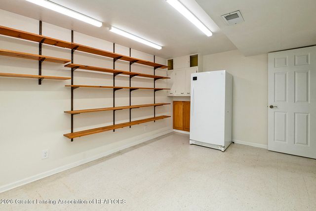 4909 Conners Avenue, Lansing, MI 48911