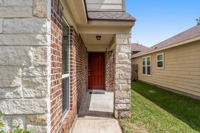 9947 Chimney Swift Lane, Conroe, TX 77385