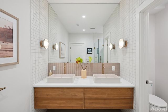 136 Winfield Street, San Francisco, CA 94110