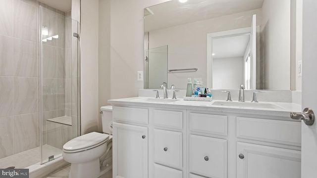 10511 HINTON WAY, Manassas, VA 20112