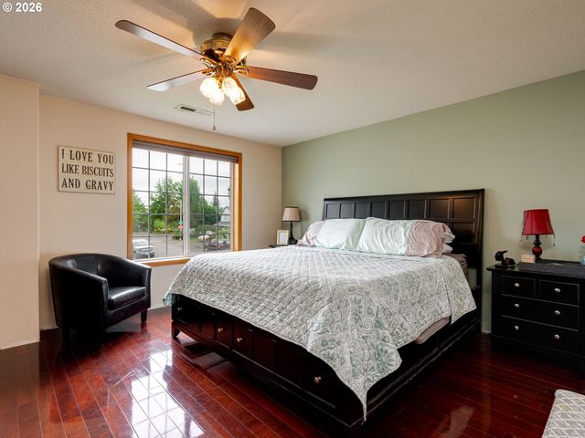 17009 Se 16TH St, Vancouver, WA 98683