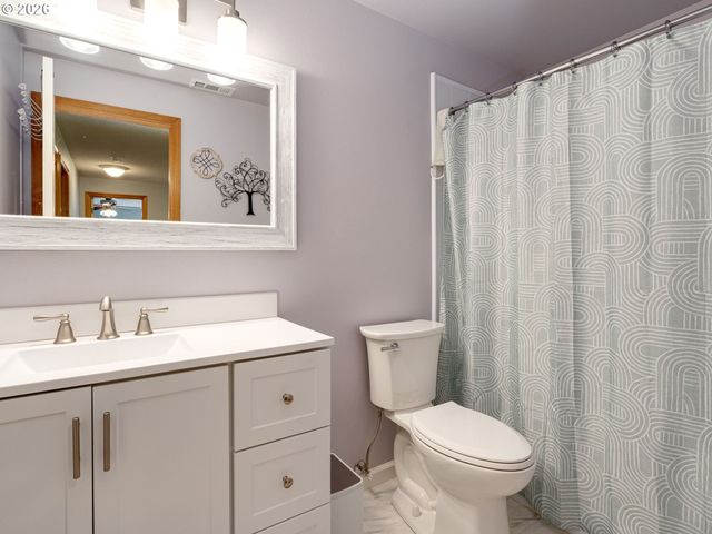 17009 Se 16TH St, Vancouver, WA 98683