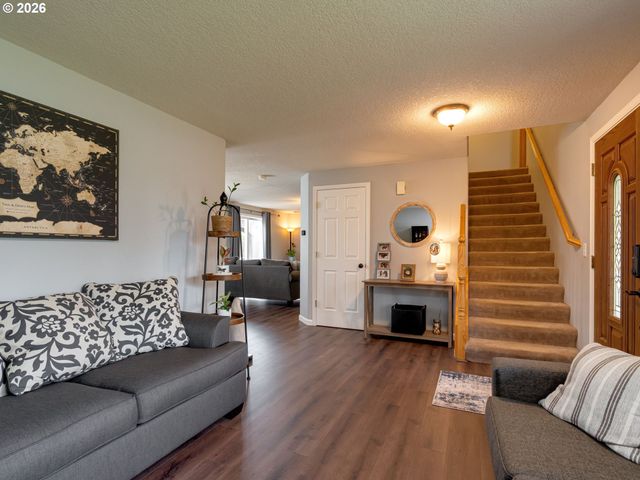 17009 Se 16TH St, Vancouver, WA 98683
