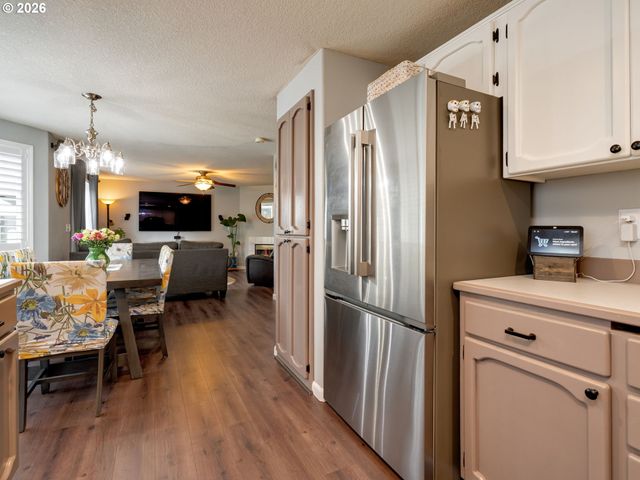 17009 Se 16TH St, Vancouver, WA 98683