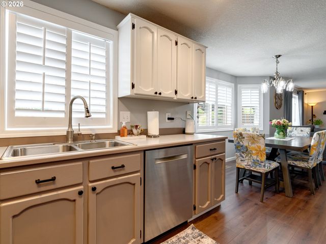 17009 Se 16TH St, Vancouver, WA 98683