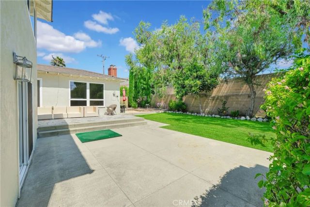 2877 W 226th Street, Torrance, CA 90505