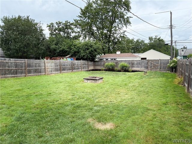 244 Mcconkey Drive, Tonawanda, NY 14223
