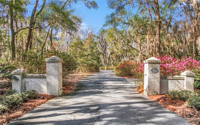 1775 Delegal Road, Townsend, GA 31331