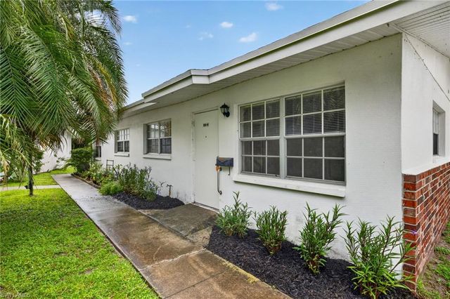 825 Courtington LN 2, Fort Myers, FL 33919