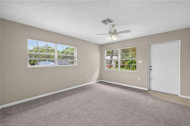 825 Courtington LN 2, Fort Myers, FL 33919
