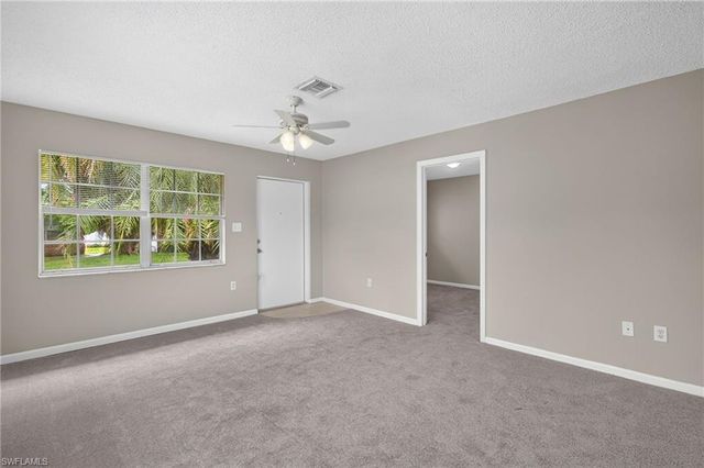825 Courtington LN 2, Fort Myers, FL 33919