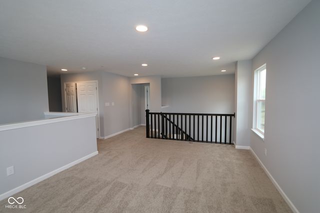9935 Redwood Peak Lane, Indianapolis, IN 46259