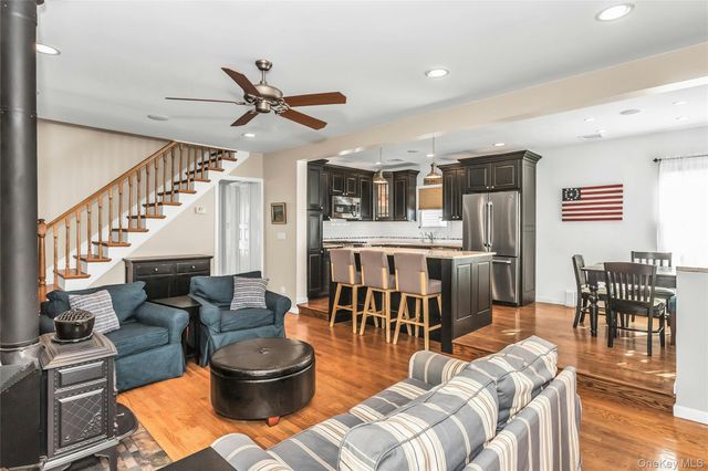 2108 Bay Boulevard, Atlantic Beach, NY 11509