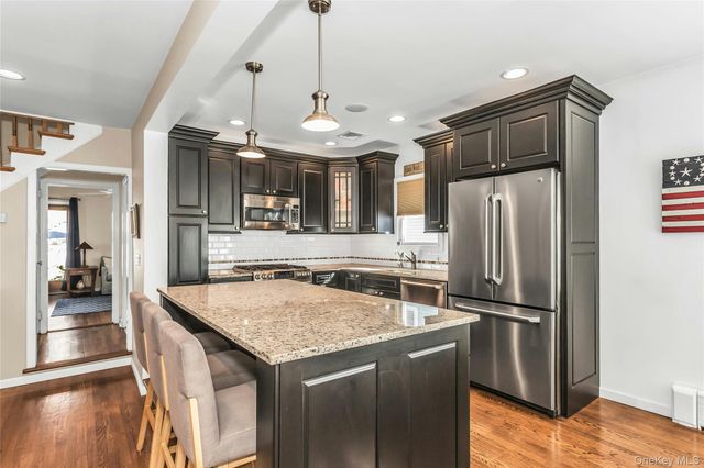 2108 Bay Boulevard, Atlantic Beach, NY 11509