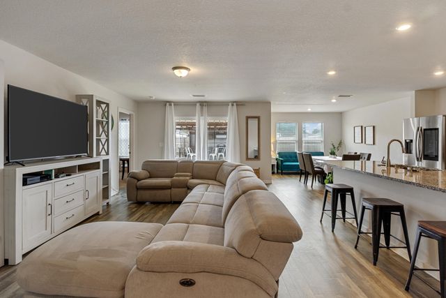 434 Graysen Lane, Defuniak Springs, FL 32435