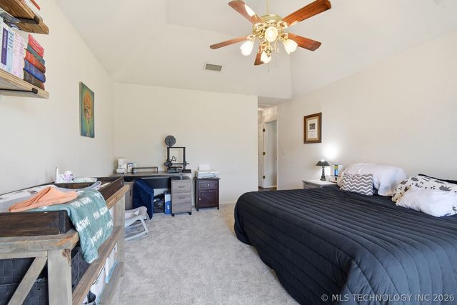 104 S Walnut Avenue, Broken Arrow, OK 74012