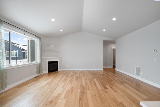 1120 Overlook Dr, Pullman, WA 99163