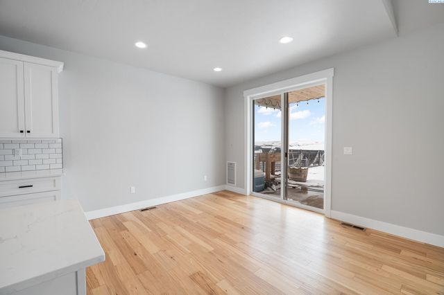 1120 Overlook Dr, Pullman, WA 99163