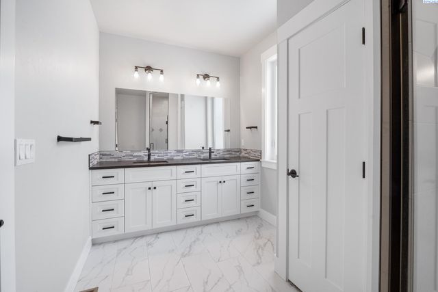 1120 Overlook Dr, Pullman, WA 99163