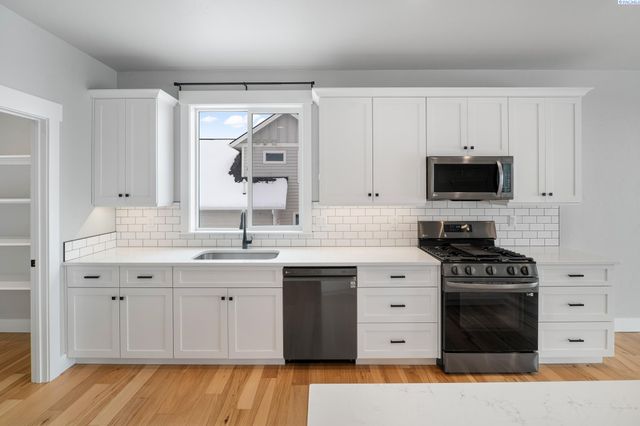 1120 Overlook Dr, Pullman, WA 99163