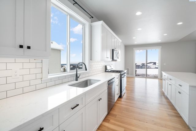 1120 Overlook Dr, Pullman, WA 99163