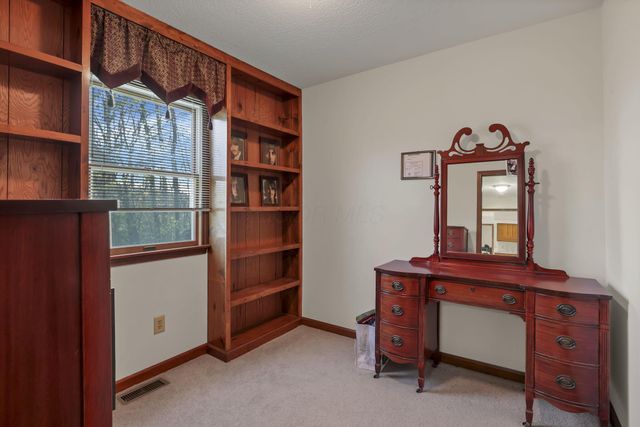 8029 Ashland Court NW, Canal Winchester, OH 43110