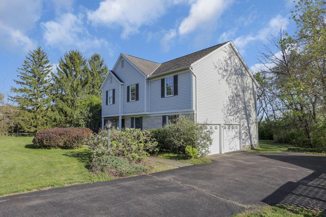 8029 Ashland Court NW, Canal Winchester, OH 43110