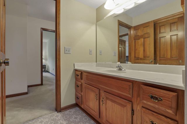 8029 Ashland Court NW, Canal Winchester, OH 43110