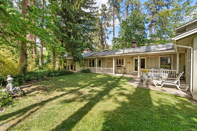 158 Renault Avenue, Medford, OR 97501