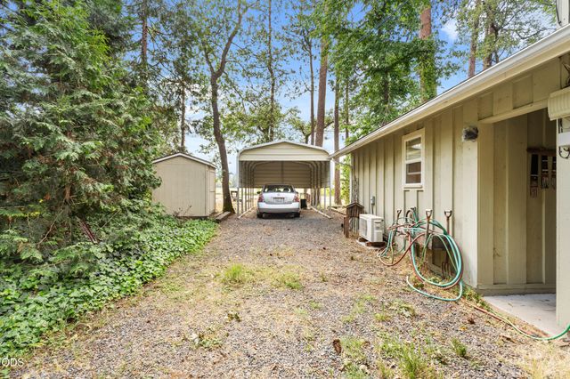 158 Renault Avenue, Medford, OR 97501