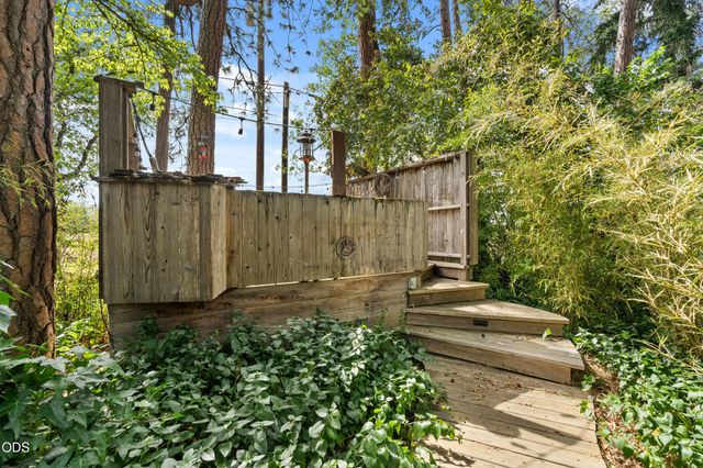 158 Renault Avenue, Medford, OR 97501