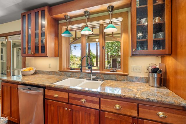 158 Renault Avenue, Medford, OR 97501